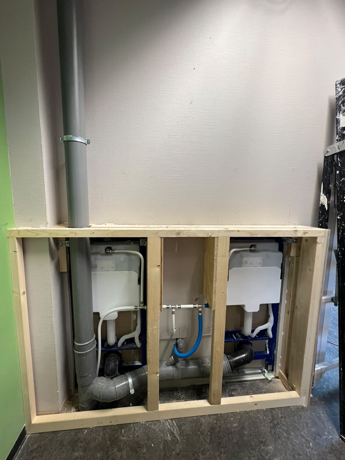 Badkamerrenovatie, werkfoto 1