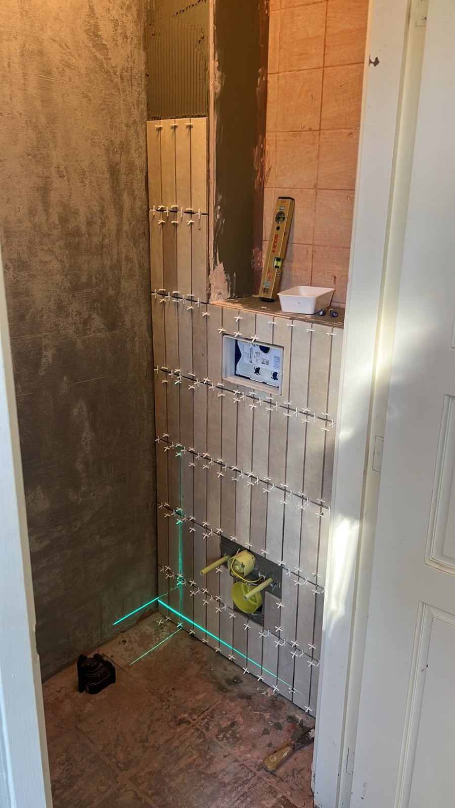 Sanitair plaatsen, werkfoto 6